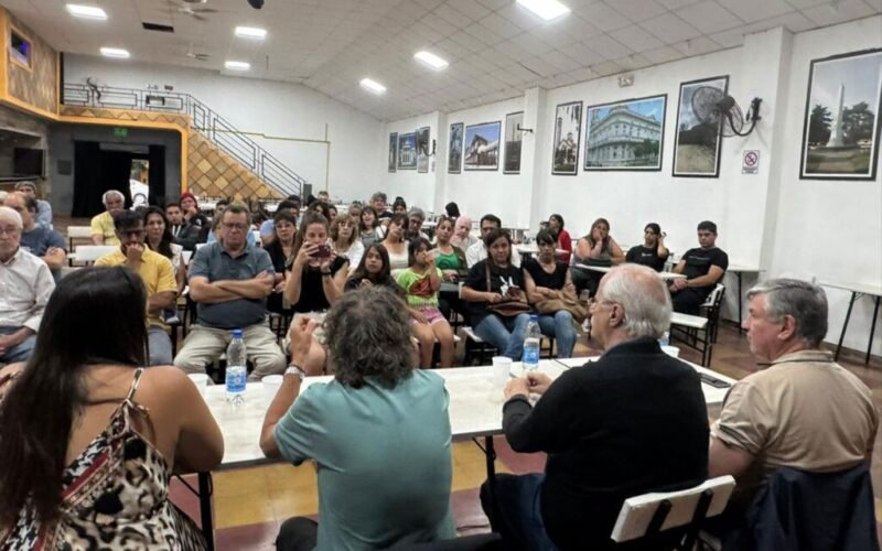 Conversatorio por la defensa de la soberanía: «La participación popular es vital»